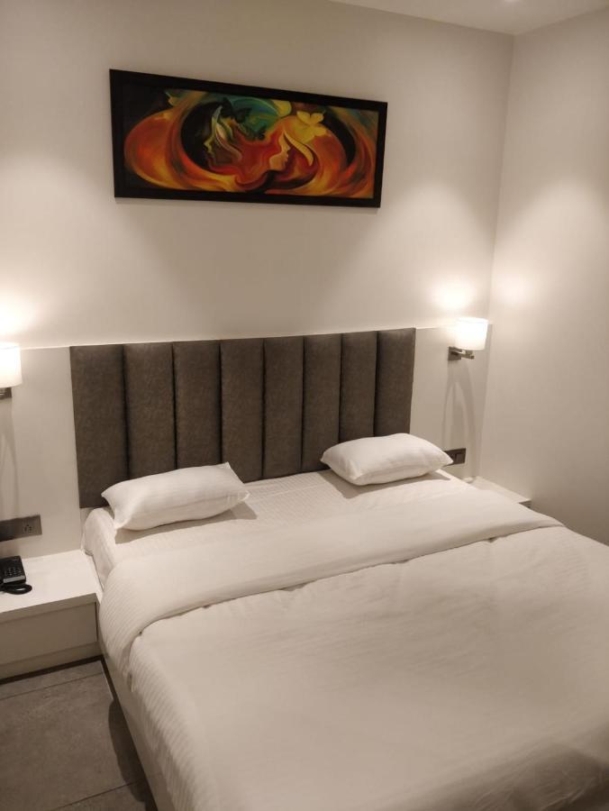 Hotel My Home Residency Нашик Екстер'єр фото